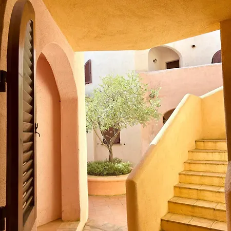 La Petite Smeralda Apartment Liscia di Vacca